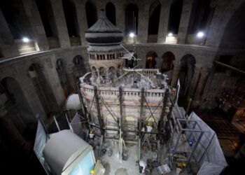Πανάγιος Τάφος: Η Τόνια Μοροπούλου μας ξεναγεί μέσα στο ιερό κουβούκλιο