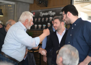 «Καλώ τον κ. Μητσοτάκη να ενημερώσει για το χρονοδιάγραμμα υλοποίησης της ηλεκτρικής διασύνδεσης Κύπρου-Κρήτης και πώς θα διασφαλιστούν τα κυριαρχικά μας δικαιώματα στην Κάσο