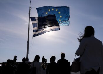 Τέλος εποχής – Η Ελλάδα αποπληρώνει πρόωρα το πρώτο μνημόνιο