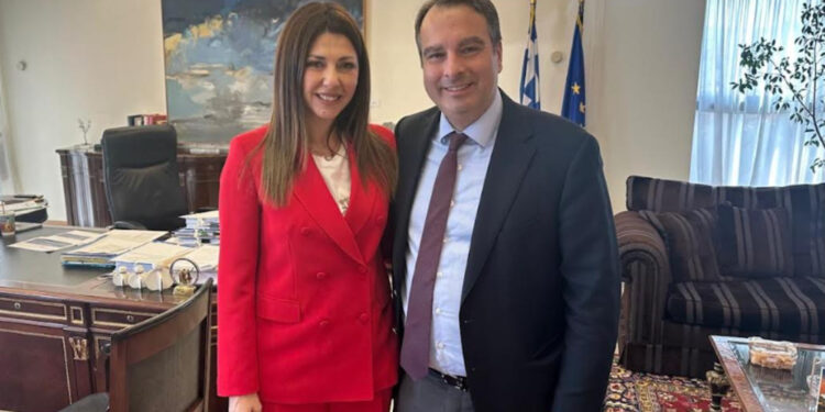 Συνάντηση του Θανάση Παπαθανάση με την Υπουργό Παιδείας Σοφία Ζαχαράκη
