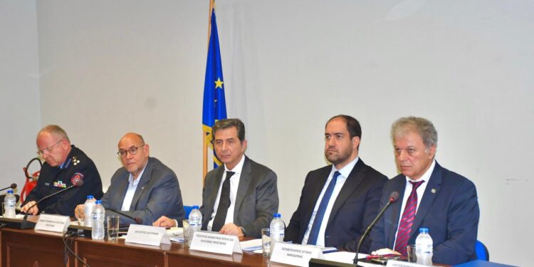 Ευρεία σύσκεψη υπό τον Υπουργό Κλιματικής Κρίσης και Πολιτικής Προστασίας Γ. Κεφαλογιάννη για την προετοιμασία της αντιπυρικής περιόδου