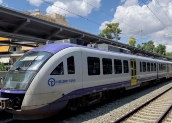 Ακινητοποιήθηκε αμαξοστοιχία με 51 επιβάτες λόγω βλάβης