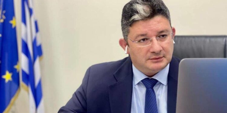 Ο Δήμαρχος Αχαρνών διέθεσε 1.135.000 ευρώ για τον καθαρισμό των ακριβών γειτονιών του Δήμου