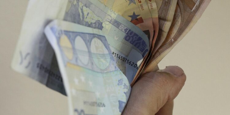 Voucher 200 ευρώ για όλους