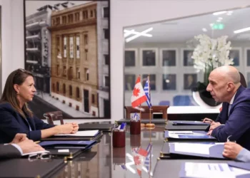 Μπρατάκος: Συνάντηση με την Πρέσβη του Καναδά