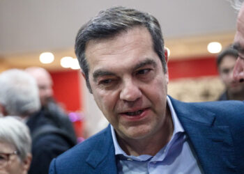 O Αλέξης Τσίπρας παίρνει… αποστάσεις – Δείπνα, εκδηλώσεις και συνέδρια χωρίς δια ταύτα και αρχηγό