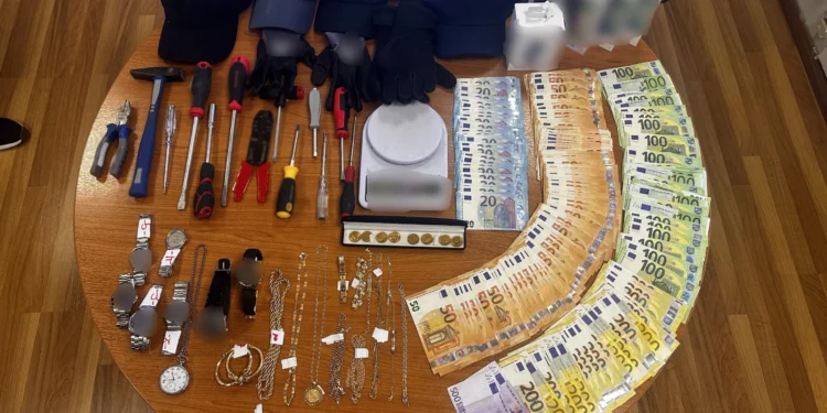 Στη “φάκα” της ΕΛ.ΑΣ. εγκληματική οργάνωση που διέπραττε κλοπές στη… μισή Ελλάδα