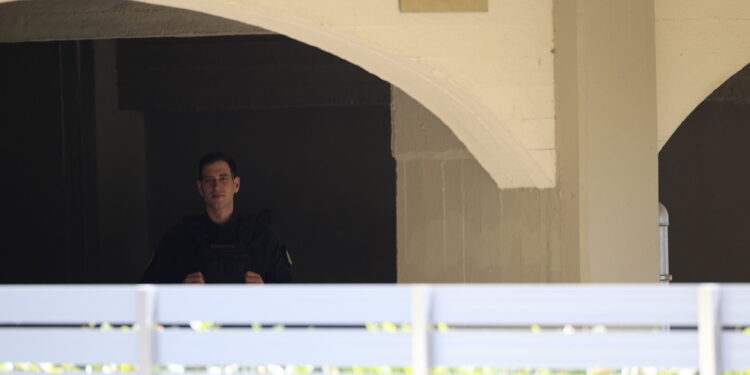 Δολοφονία στην Νέα Σμύρνη: Πως ο πατέρας σκότωσε το γιο του και ο καβγάς που προηγήθηκε