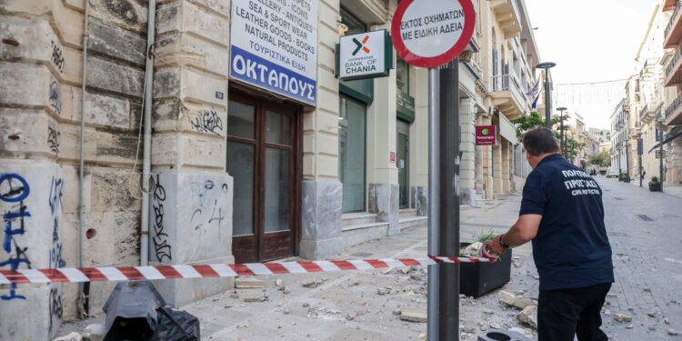 Σεισμός 6,1R ανοιχτά της Κρήτης: Κατολισθήσεις και μικροζημιές, οι πρώτες εικόνες