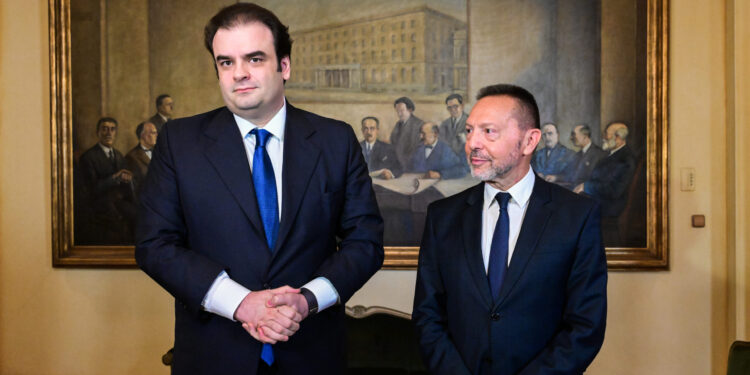 Πιερρακάκης – Στουρνάρας: Θετικές οι εξελίξεις στο ελληνικό τραπεζικό σύστημα
