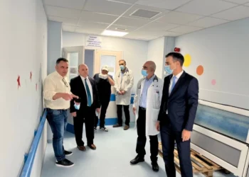 «Δέσμευσή μας η συνεχής στήριξη των υγειονομικών δομών στα νησιά»