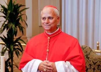 Λέων ΙΔ’ (Ρόμπερτ Πρέβοστ) ο νέος Πάπας