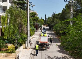 Συνεχίζεται το μεγάλο έργο εγκατάστασης 5.500 φωτιστικών σωμάτων τεχνολογίας LED