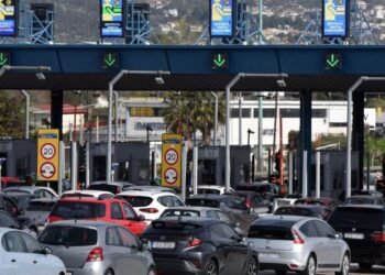 ΑΑΔΕ: Δεν περνάτε τα διόδια αν ξεχάσατε να πληρώσετε τα τέλη κυκλοφορίας- Μεγάλα πρόστιμα