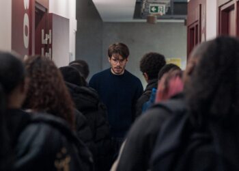 Η γενιά Z και η απαίτηση της Αλήθειας