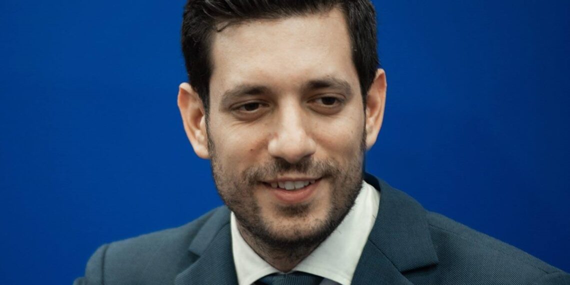Ο Κ. Κυρανάκης για τα "γρηγορόσημα" σε κτηματολογικά γραφεία