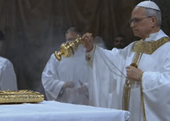 ΠΑΠΑΣ ΛΕΩΝ ΙΔ’-H πρώτη Θεία Λειτουργία που τελεί στην Καπέλα Σιξτίνα- LIVE