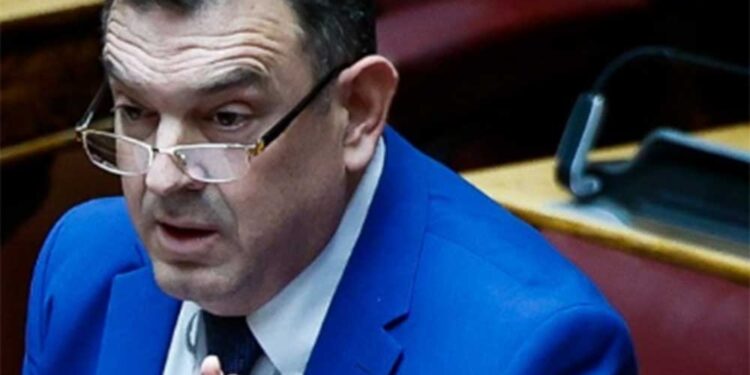 Διαγράφεται από τη «Νίκη» ο Νίκος Παπαδόπουλος μετά τον βανδαλισμό στην Εθνική Πινακοθήκη