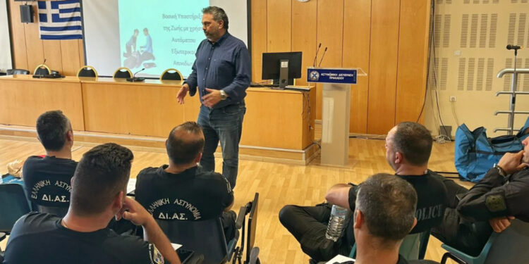 Η ομάδα «ΔΙ.ΑΣ» της Κρήτης εκπαιδεύτηκε στις Πρώτες Βοήθειες (ΚΑΡΠΑ) μέσω του Προγράμματος ΖΩΗ