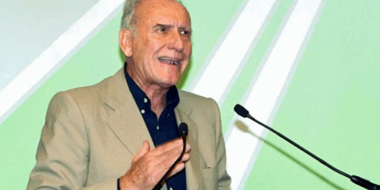 Πέθανε ο πρώην υπουργός του ΠΑΣΟΚ Χρήστος Ροκόφυλλος