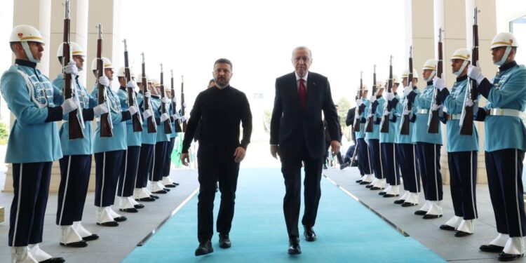 Διαπραγματεύσεις στην Κωνσταντινούπολη σήμερα για να τερματιστεί ο πόλεμος Ρωσίας