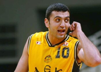 Στο μυαλό του Βασίλη Κικίλια