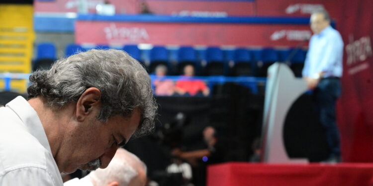 Ρευστότητα: Συνέδριο ΣΥΡΙΖΑ χωρίς rebranding αλλά με πολύ Τσίπρα