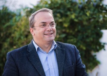 Καλοκαίρι με Θέα… Τέχνη: Πολιτιστικό ταξίδι σε Βάρη, Βούλα, Βουλιαγμένη