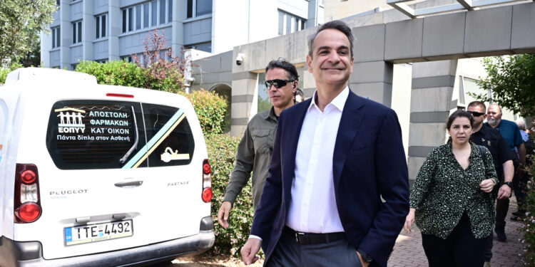 Ξεκινά στις 16 Ιουνίου η κατ’ οίκον διανομή φαρμάκων από τον ΕΟΠΥΥ – Μητσοτάκης: «Να είμαστε δίπλα σε όσους μας χρειάζονται»