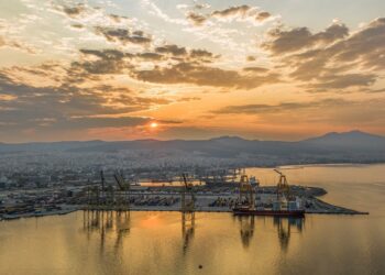 ΟΛΘ: Διαψεύδει τα δημοσιεύματα για δημόσια πρόταση ή αλλαγή στη μετοχική σύνθεση