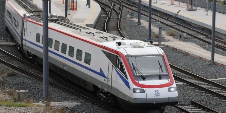 Hellenic Train: Εικοσιτετράωρη απεργία- Πατάνε φρένο τα τραίνα