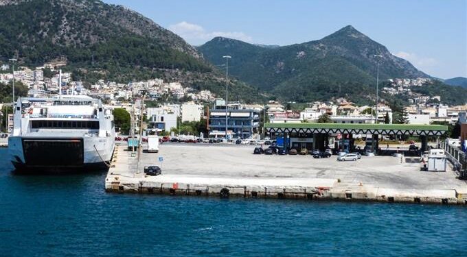 Ηγουμενίτσα: Συγκρούστηκαν δύο πλοία στο λιμάνι -Υπέστησαν ζημιές, γίνεται έρευνα