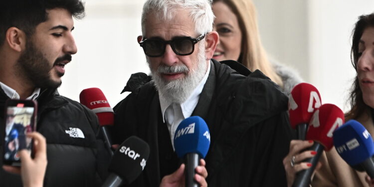 Δίκη Πέτρου Φιλιππίδη: Τη Δευτέρα θα συνεχιστεί η απολογία