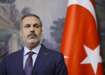 Κωνσταντινούπολη: Με ομιλία του Τούρκου ΥΠΕΞ ξεκίνησε ο νέος γύρος συνομιλιών Ουκρανίας – Ρωσίας