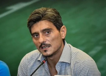 «Στον αέρα» η παρουσία Γιαννακόπουλου στη συνάντηση με τον Βρούτση λόγω αυτόφωρου