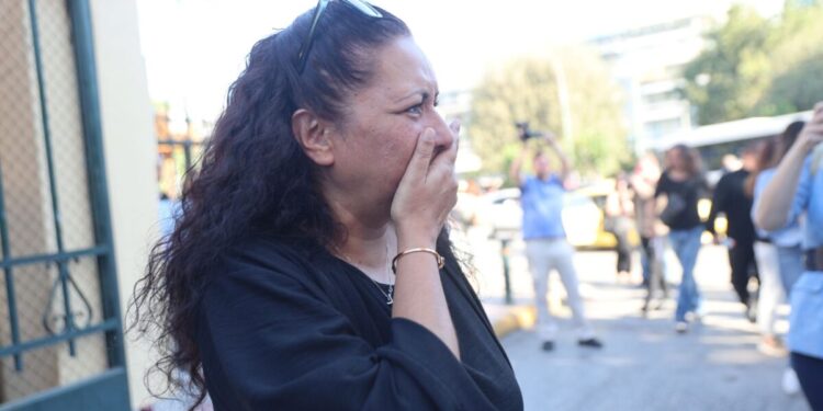 Μητέρα Κυριακής Γρίβα: «Είναι πολύ δύσκολο να κοιτάξεις στα μάτια τον δολοφόνο του παιδιού σου»