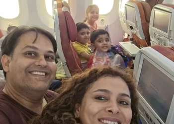 H selfie πριν από την τραγωδία: Τραγική οικογενειακή ιστορία πίσω από τη συντριβή της Air India