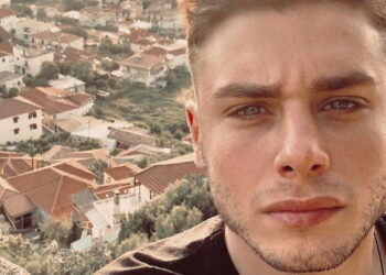 Συνελήφθη ο YouTuber Αλέξανδρος Κοψιάλης στο κέντρο της Αθήνας — οδηγούσε μηχανή χωρίς έγκυρο δίπλωμα