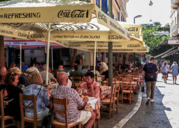My Street: Τι είναι και πώς θα λειτουργεί- Τέλος στην αυθαίρετη χρήση κοινόχρηστων χώρων