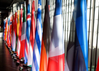 ΝΑΤΟ: Αύξηση αμυντικών δαπανών στο 5%, μακροπρόθεσμη δέσμευση υποστήριξης της Ουκρανίας απέναντι στην Ρωσία