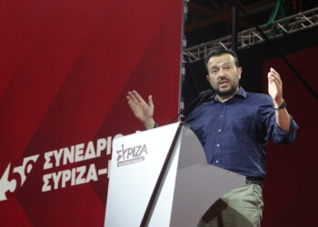 Τα φανελάκια και οι καρφάρες