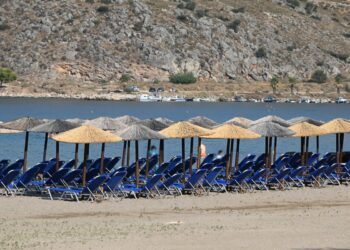 Ξαπλώστρα με όρους! Τι δικαιούμαστε(και τι όχι) όταν απλώνουμε πετσέτα στην παραλία