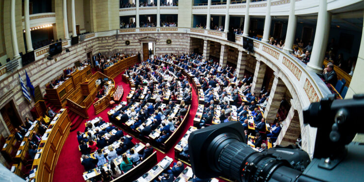 Γιάννης Καντέλης: Ο πονοκέφαλος και τα τηλέφωνα πριν από την κάλπη για τον Καραμανλή