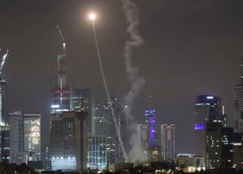 Λήξη συναγερμού στο Ισραήλ μετά την εκτόξευση πυραύλων από το Ιράν