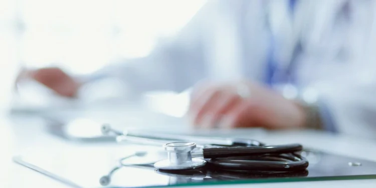 Ξεπερνά το 50% η συμμετοχή των πολιτών στο ΠΡΟΛΑΜΒΑΝΩ – Έρχονται ειδικές εξετάσεις και για τη νεφρική λειτουργία