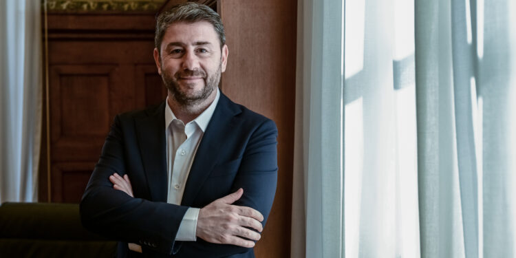 Το «Ημερολόγιο» του ΠΑΣΟΚ: Πότε βλέπουν εκλογές και πώς προετοιμάζονται