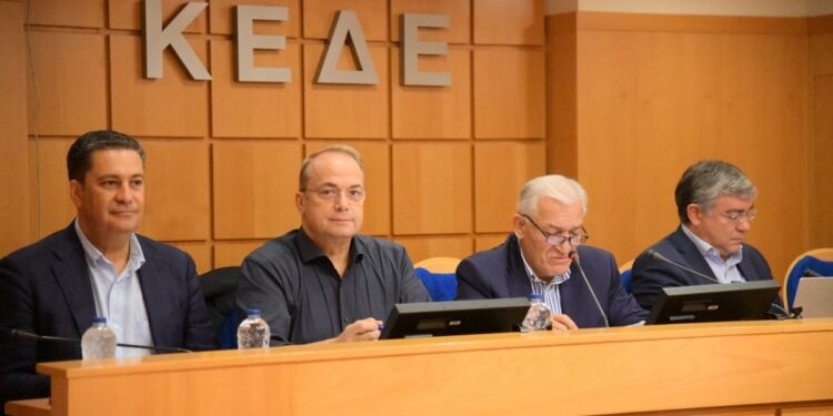Η ΚΕΔΕ στο επίκεντρο των εξελίξεων για τη διαχείριση αποβλήτων και την ενίσχυση της Τοπικής Αυτοδιοίκησης
