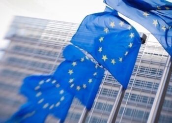 Σχέδιο της ΕΕ για απεμπλοκή από το Ρωσικό πετρέλαιο και φυσικό αέριο