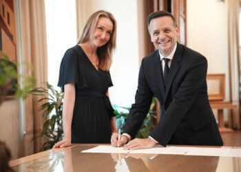 Η Αθήνα γίνεται η πρώτη πόλη που εντάσσεται στη Συμμαχία των Γαλάζιων Πόλεων – Τι δήλωσε ο Χ. Δούκας