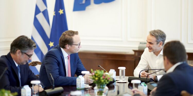 Συνάντηση Κ. Μητσοτάκη με M. Krebber – Στο επίκεντρο οι επενδυτικές ευκαιρίες που παρουσιάζονται στη χώρα μας